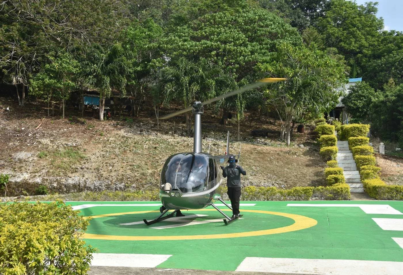Wycieczka helikopterem nad plażą na Boracay
