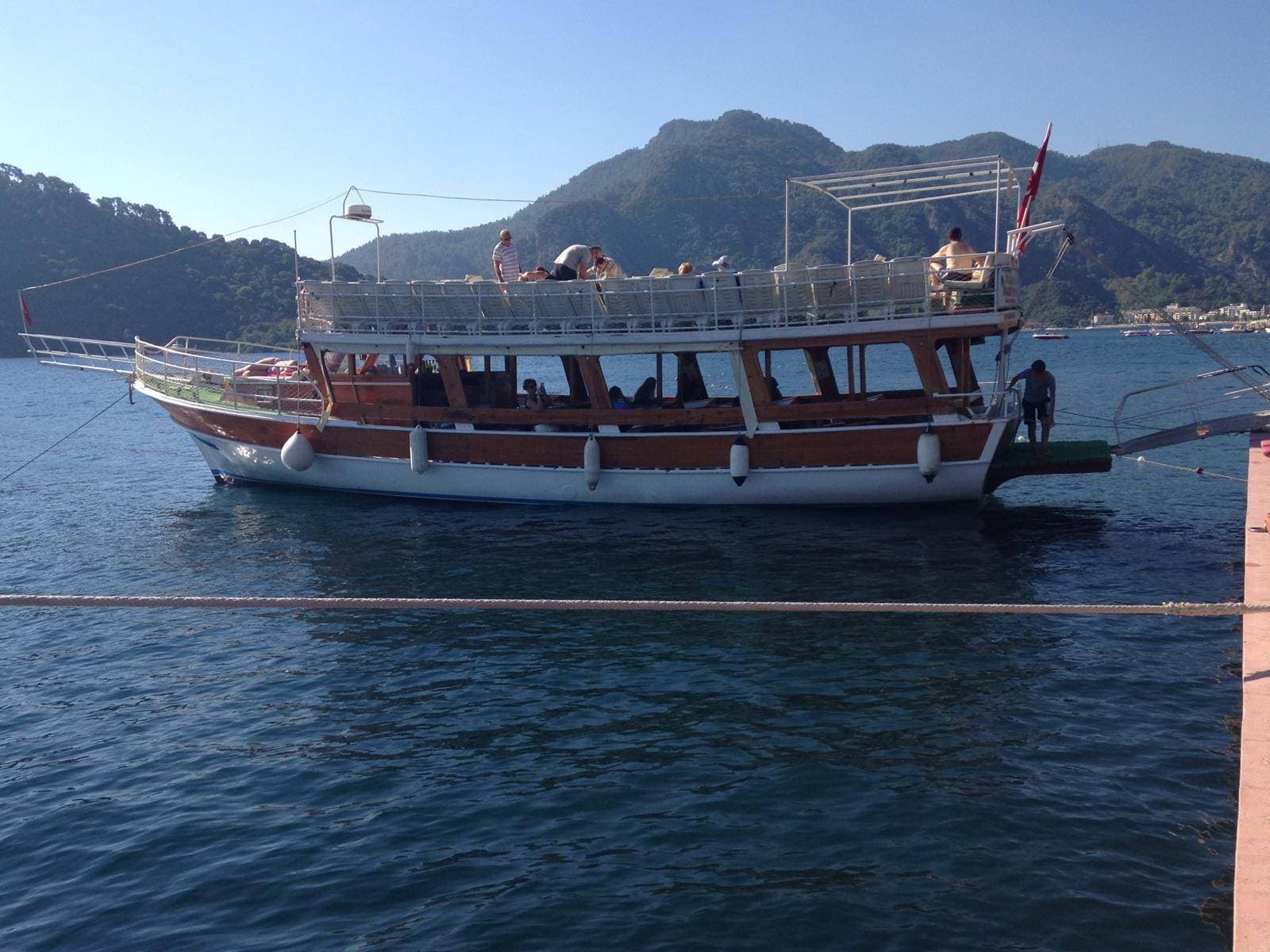 Familienausflug mit dem Guldeniz-Boot