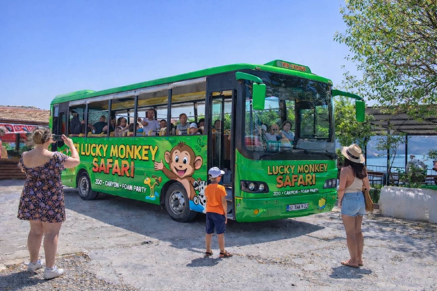 Antalya: Green Canyon Boat Tour (14 km) with Lunch, Zoo Park & Manavgat Waterfall