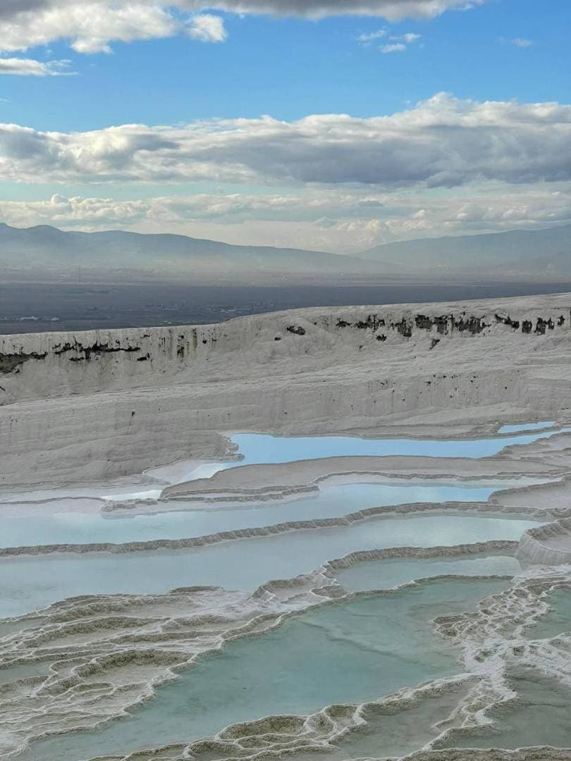 Wycieczka do Pamukkale i nad jezioro Salda ze śniadaniem, obiadem i kolacją oraz opłatą za wstęp