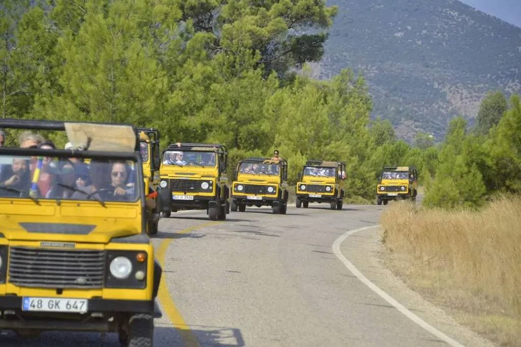 Safari jeepem w Fethiye: Kanion Saklıkent i wodospad Gizlikent