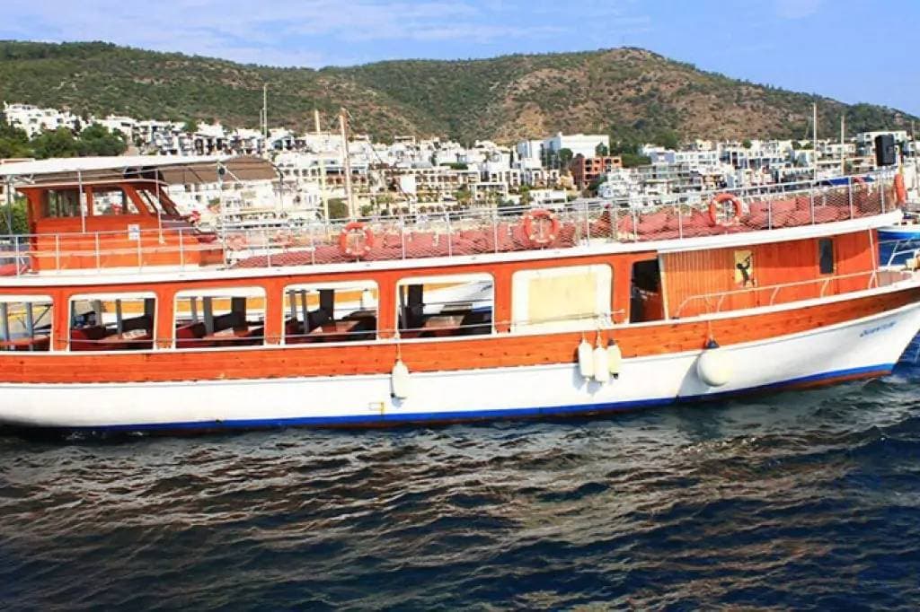 Quantum Boat ile Orak Adası Tekne Turu
