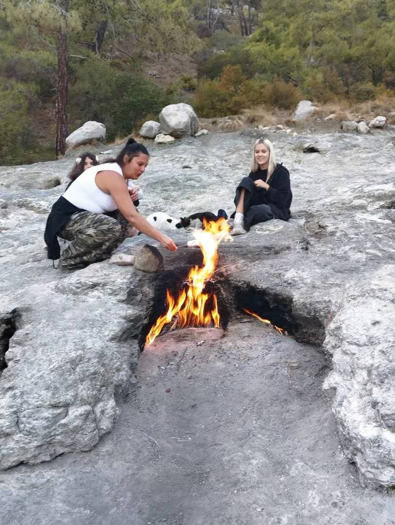 Kemer Jeep Safari: Olympos, Chimera ve Akşam Yemeği Eşliğinde Gece Ateş Gösterisi